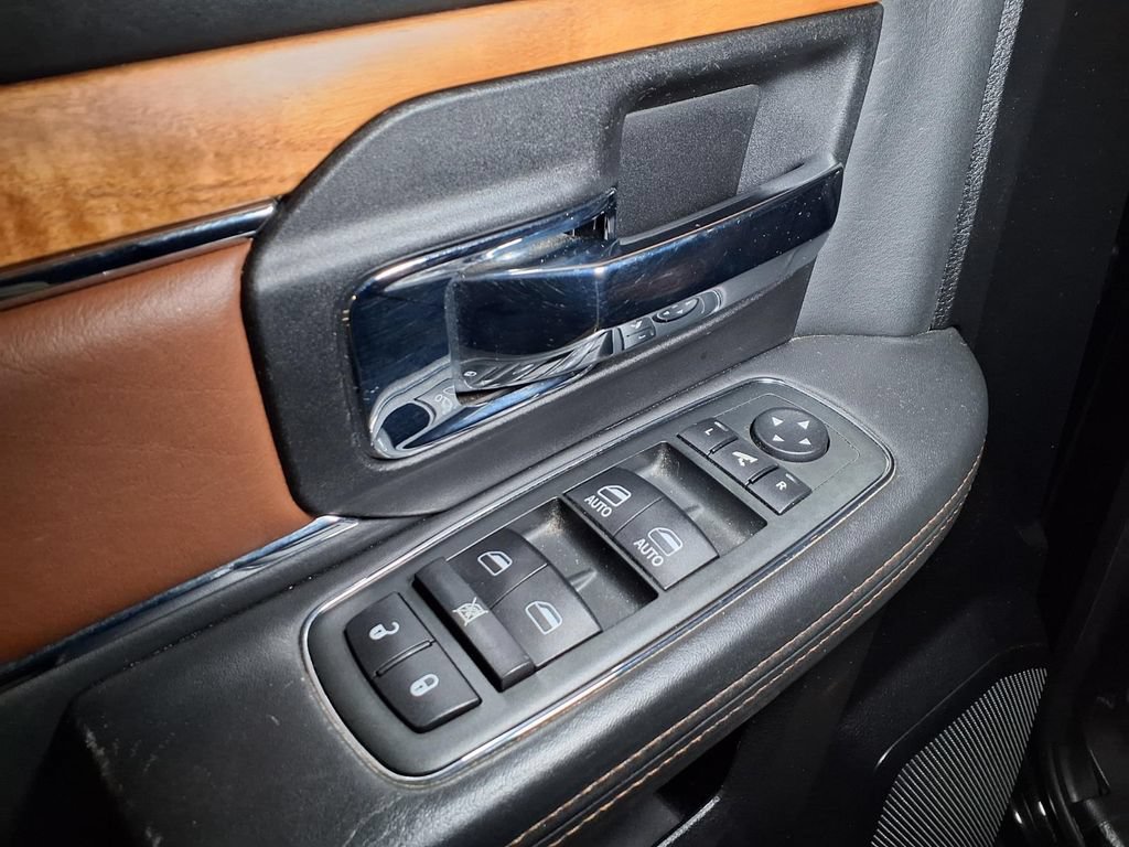 Used 2013 RAM 1500 Laramie Longhorn AWD/4WD image 16