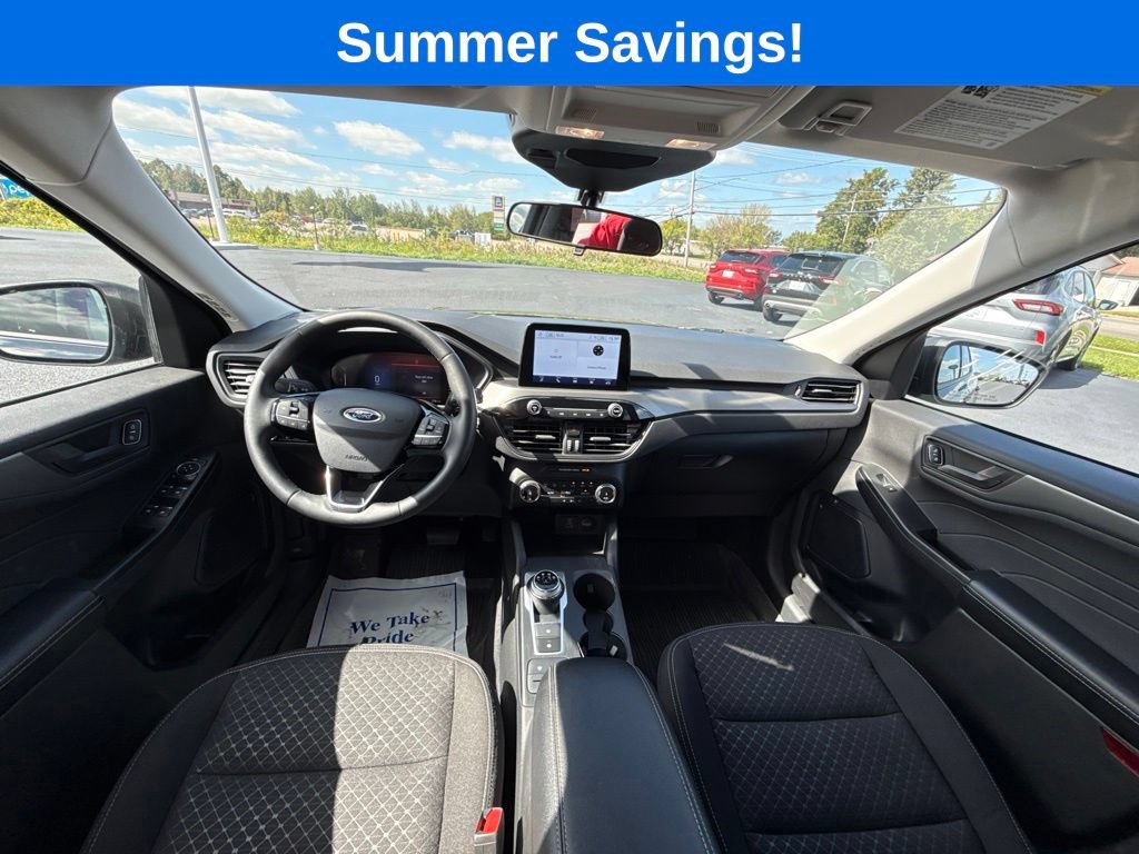 Certified 2023 Ford Escape Active AWD/4WD image 40