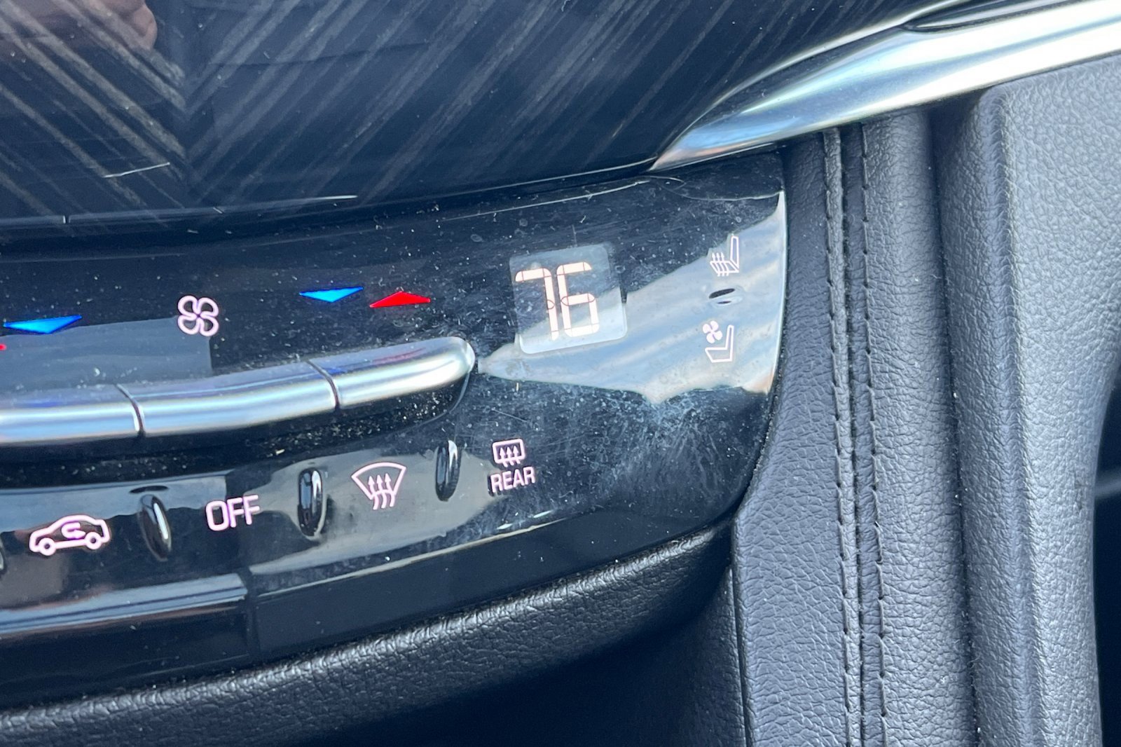 Used 2023 Cadillac XT6 Premium Luxury image 30