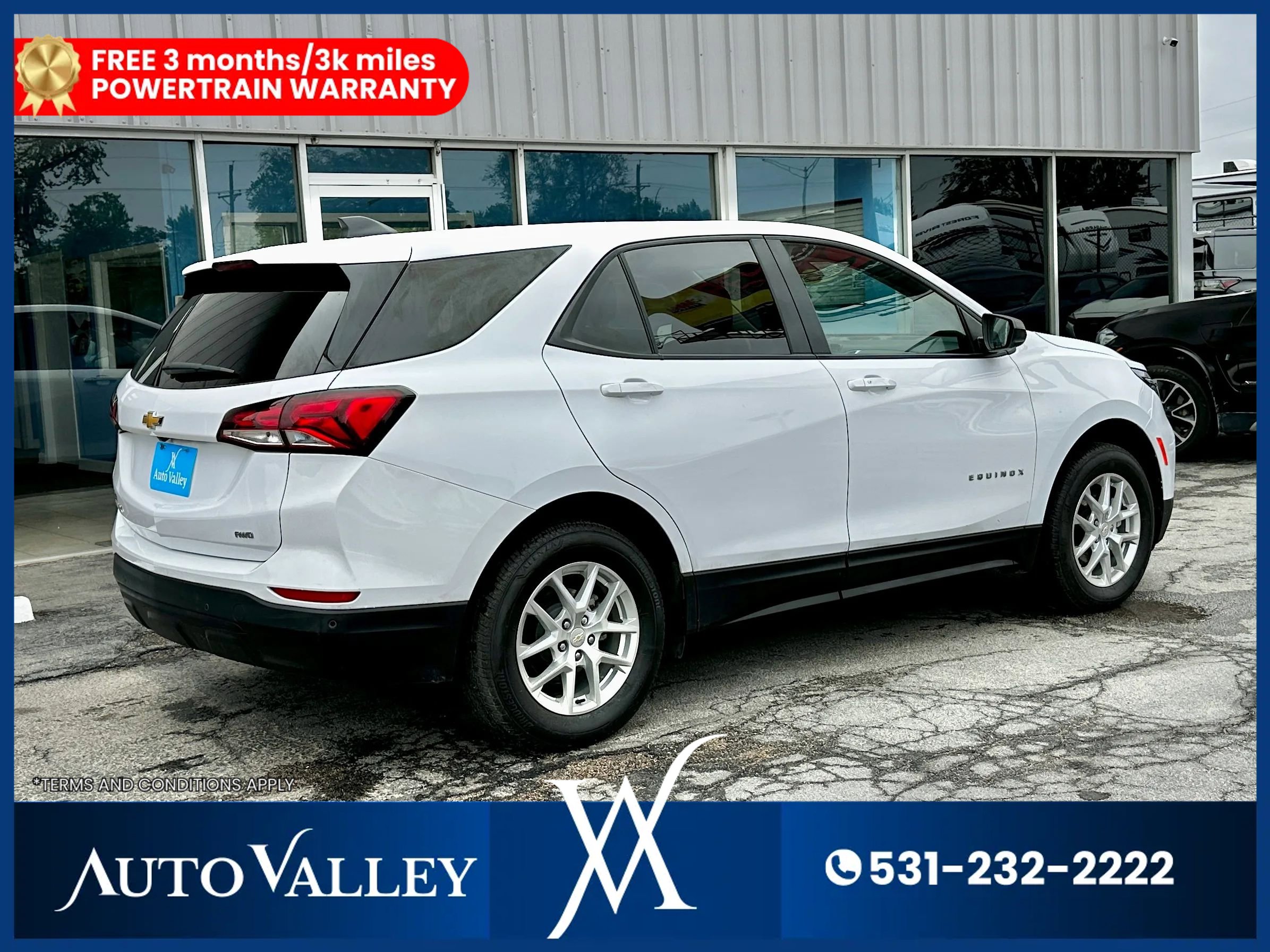 Used 2024 Chevrolet Equinox LS w/ LS Convenience Package image 7