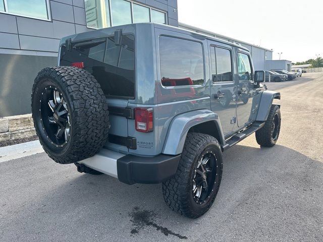 Used 2014 Jeep Wrangler Unlimited Sahara w/ Max Tow Package AWD/4WD image 6