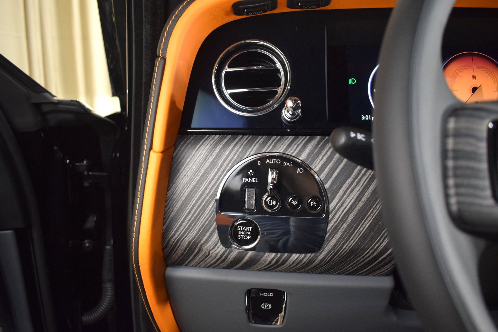 New 2026 Rolls-Royce Cullinan image 32