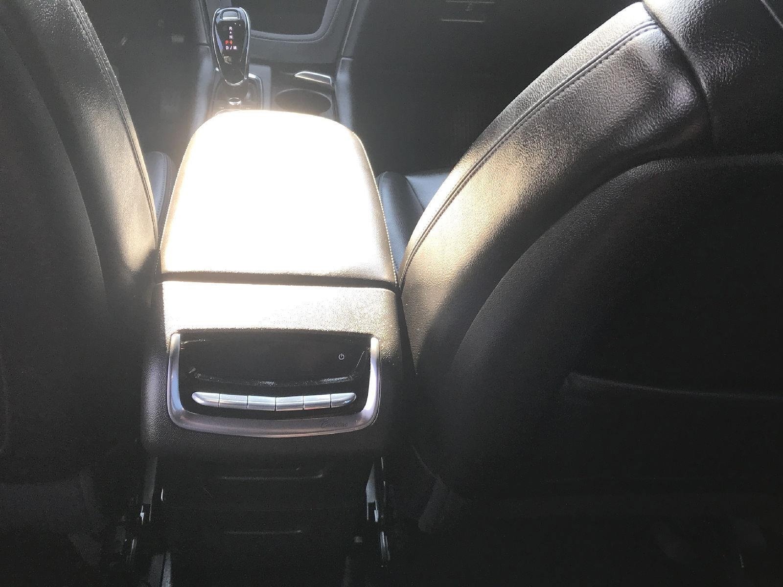 Certified 2024 Cadillac XT6 Luxury w/ LPO, Floor Liner Package AWD/4WD image 14