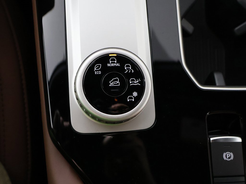 New 2025 Mitsubishi Outlander SEL image 58