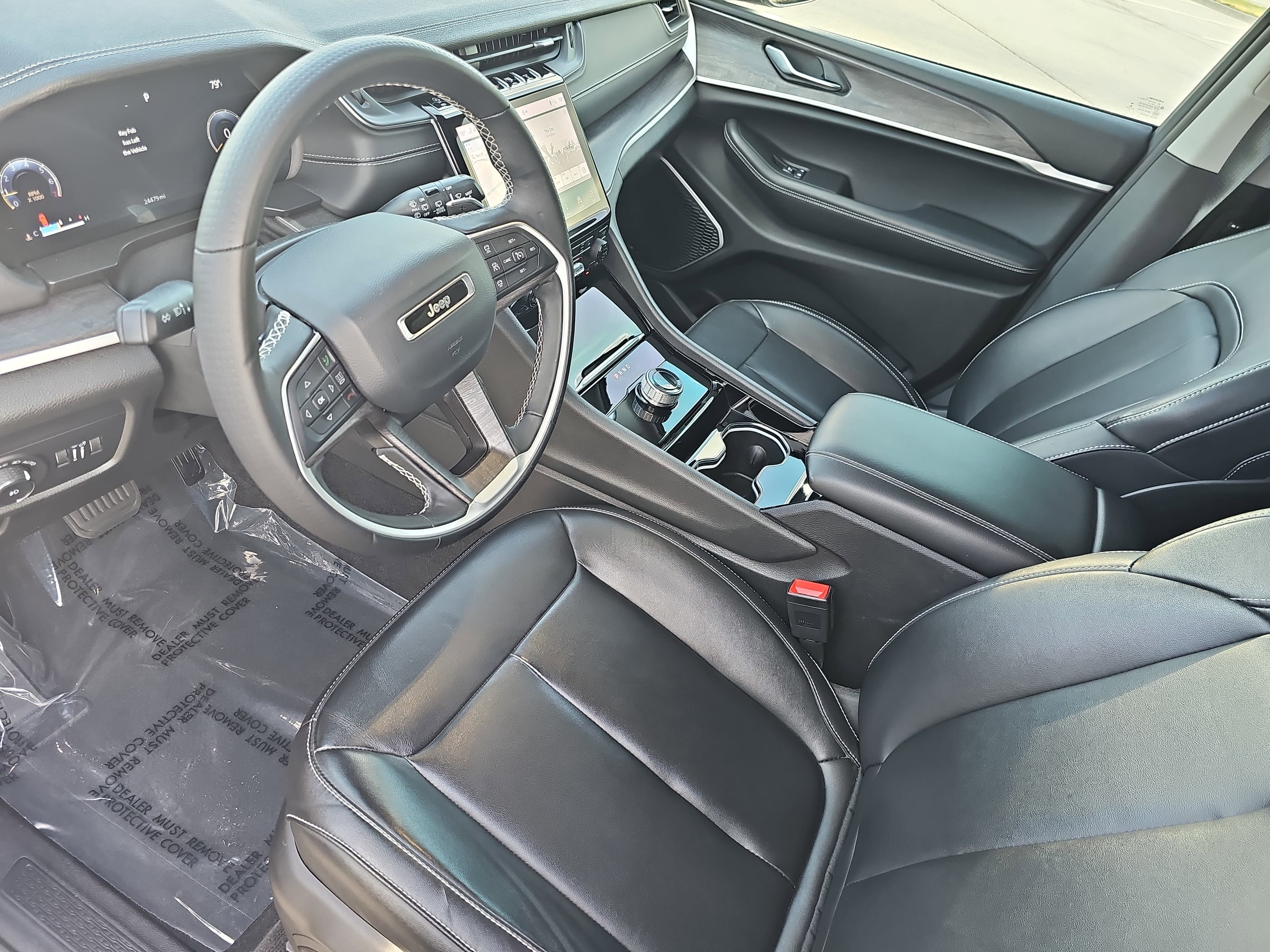 Used 2022 Jeep Grand Cherokee L Limited RWD image 17