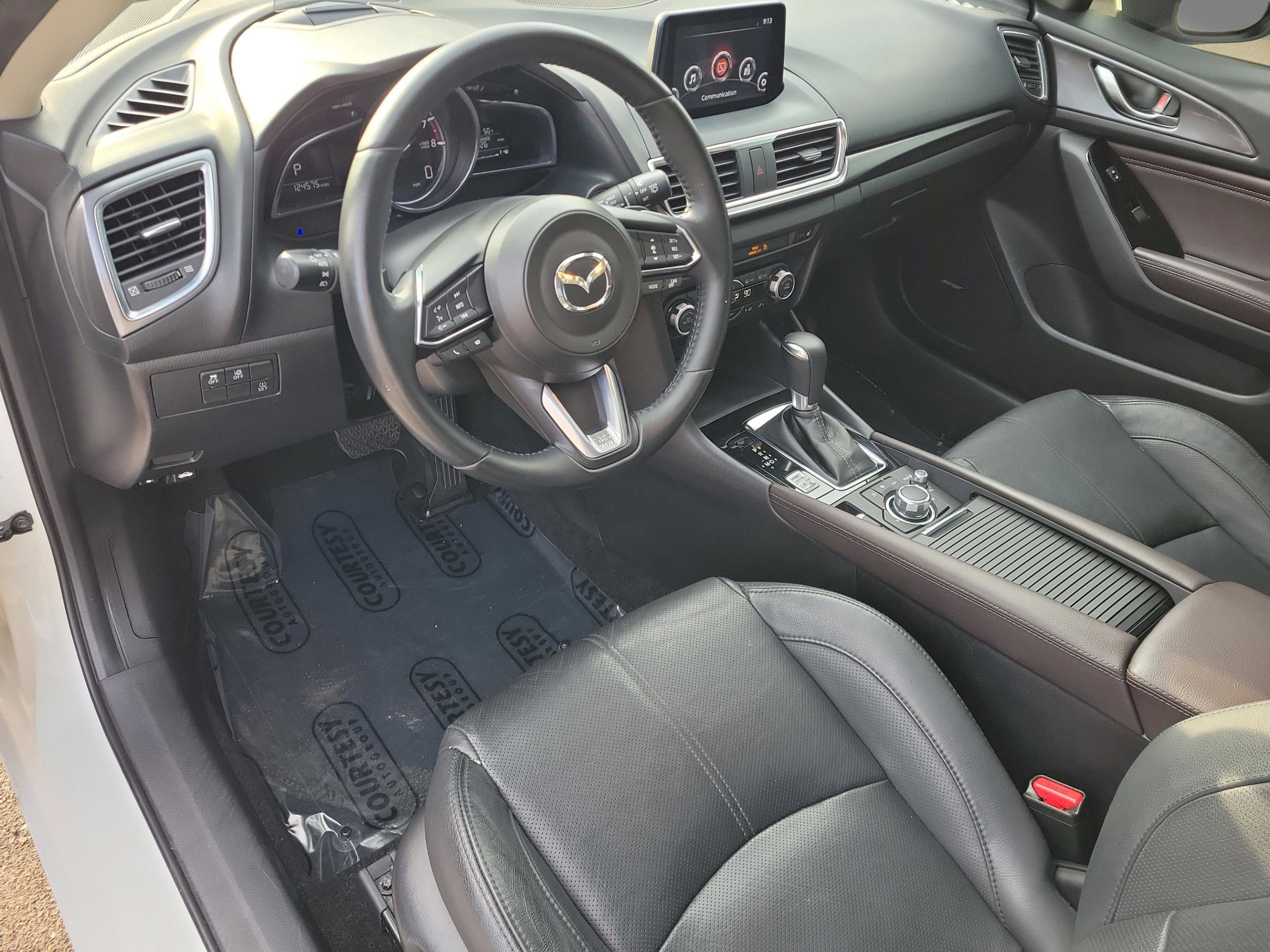 Used 2018 MAZDA MAZDA3 Grand Touring w/ Premium Equipment Package image 22