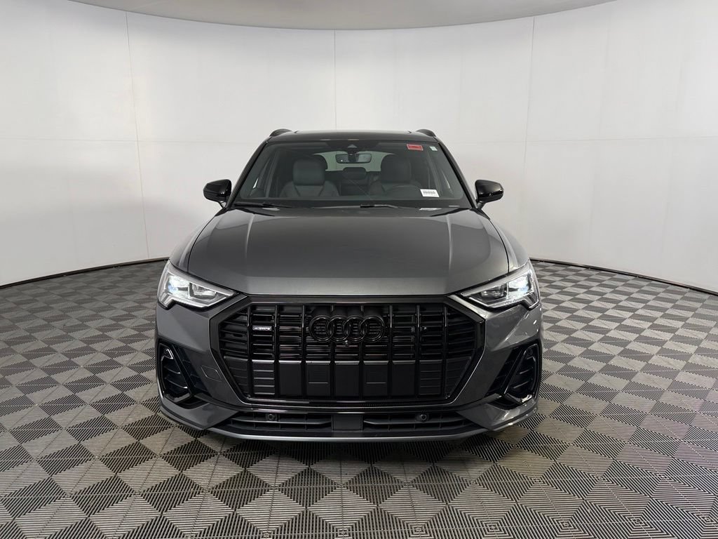 Used 2025 Audi Q3 2.0T Premium Plus w/ Premium Plus Package AWD/4WD image 4