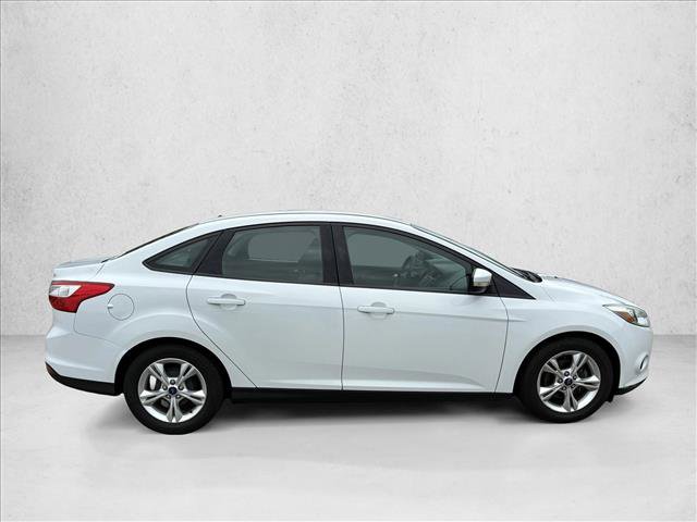 Used 2014 Ford Focus SE FWD image 4