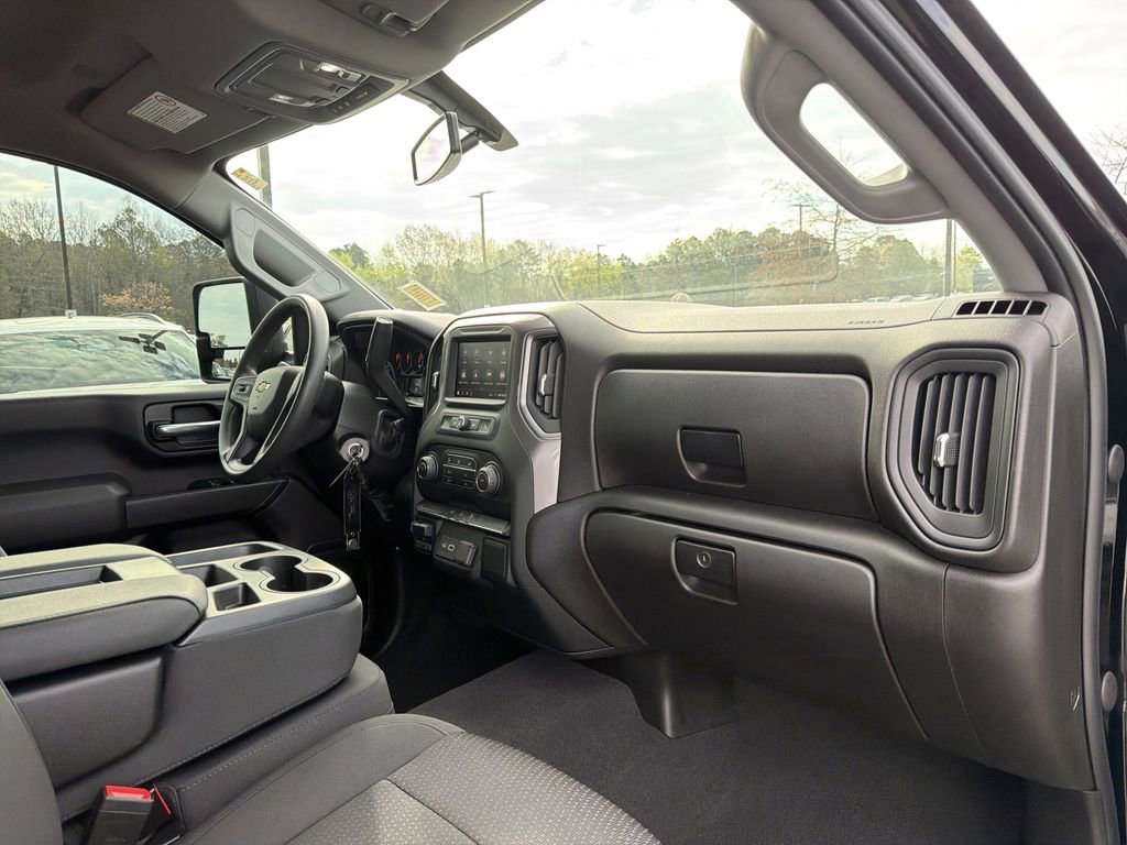 Used 2022 Chevrolet Silverado 2500 Custom w/ Custom Value Package image 19