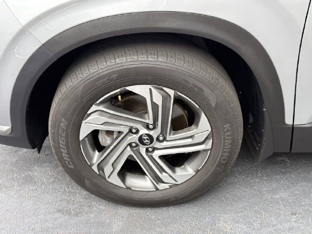 Used 2023 Hyundai Santa Fe SEL FWD image 11