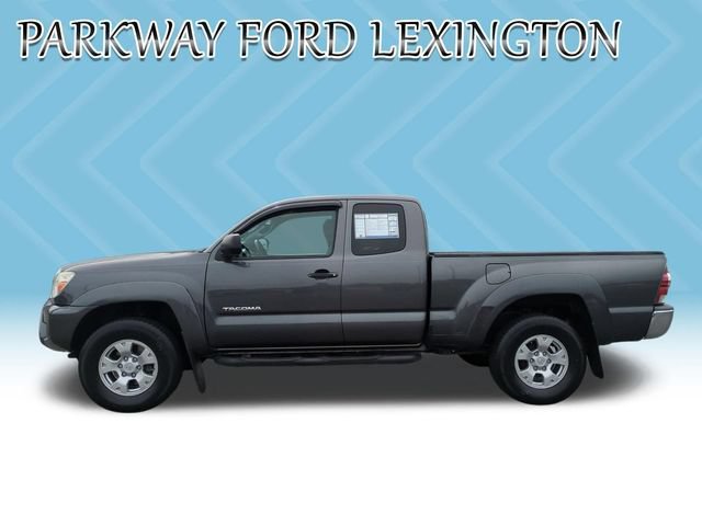 Used 2013 Toyota Tacoma PreRunner w/ SR5 Pkg RWD image 2