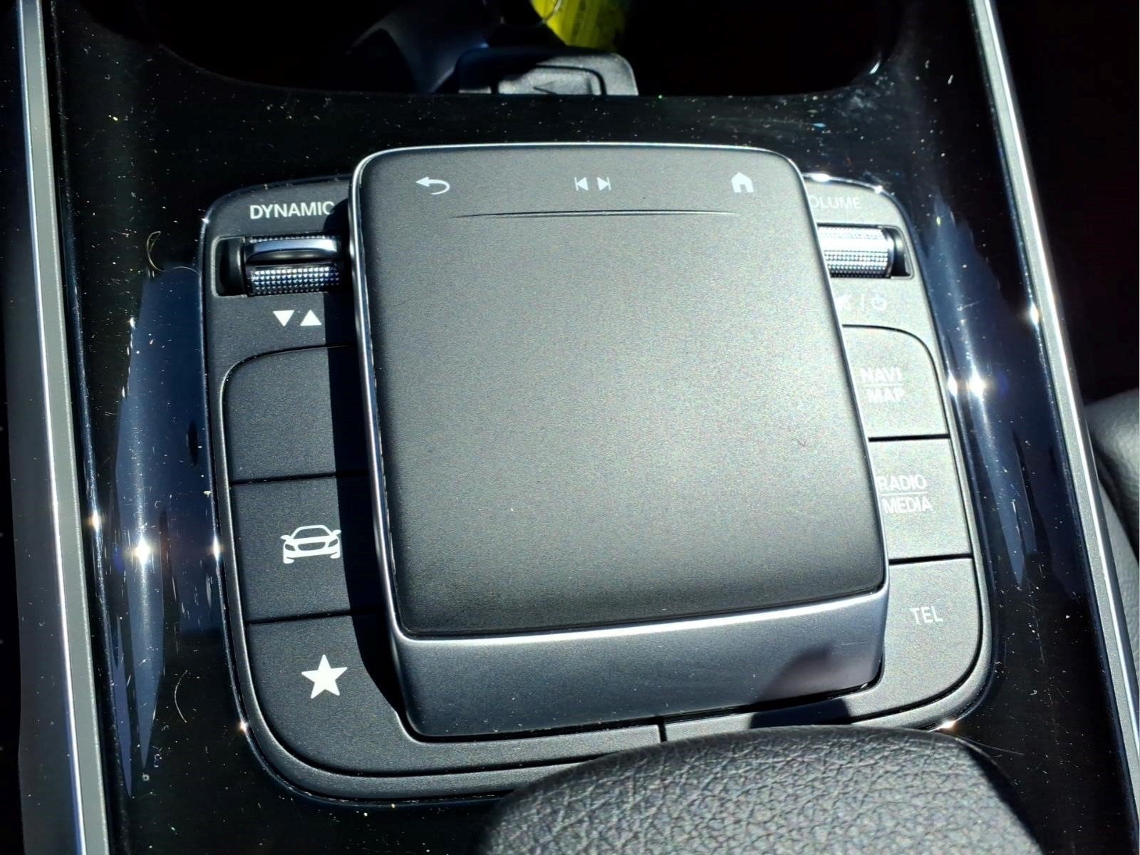 Certified 2022 Mercedes-Benz GLB 250 4MATIC image 35