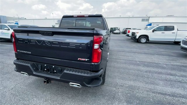 Used 2022 Chevrolet Silverado 1500 RST w/ Convenience Package II image 9