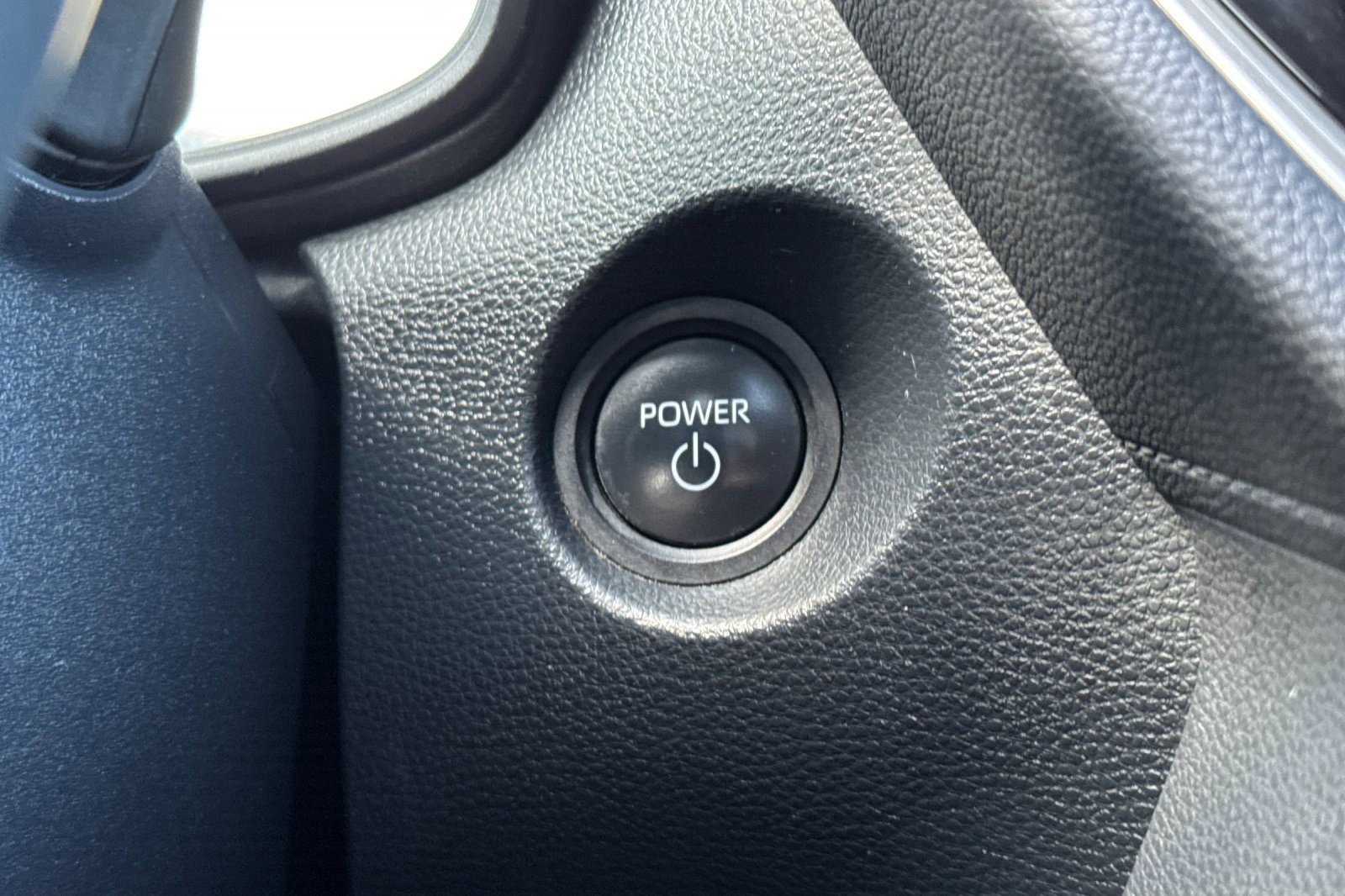 Used 2024 Toyota Corolla Cross SE w/ Moonroof Package image 33