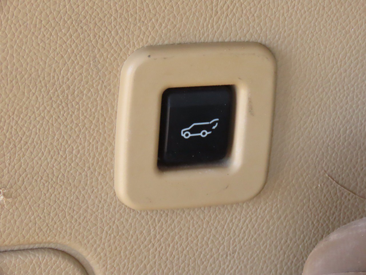 Used 2013 Ford Expedition EL XLT image 15
