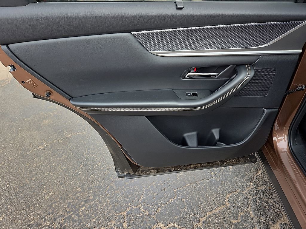 New 2026 MAZDA CX-70 3.3 Turbo w/ Premium Plus Pkg image 17