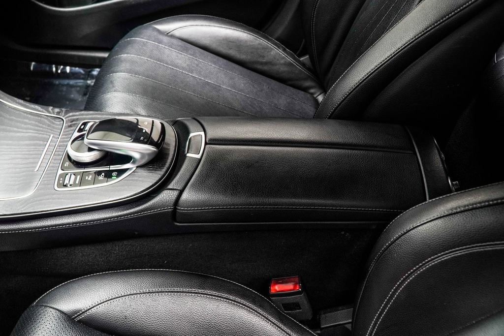 Used 2019 Mercedes-Benz E 300 image 20