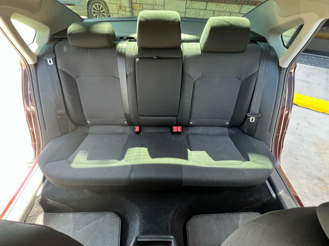 Used 2014 Volkswagen Passat 1.8T S image 23