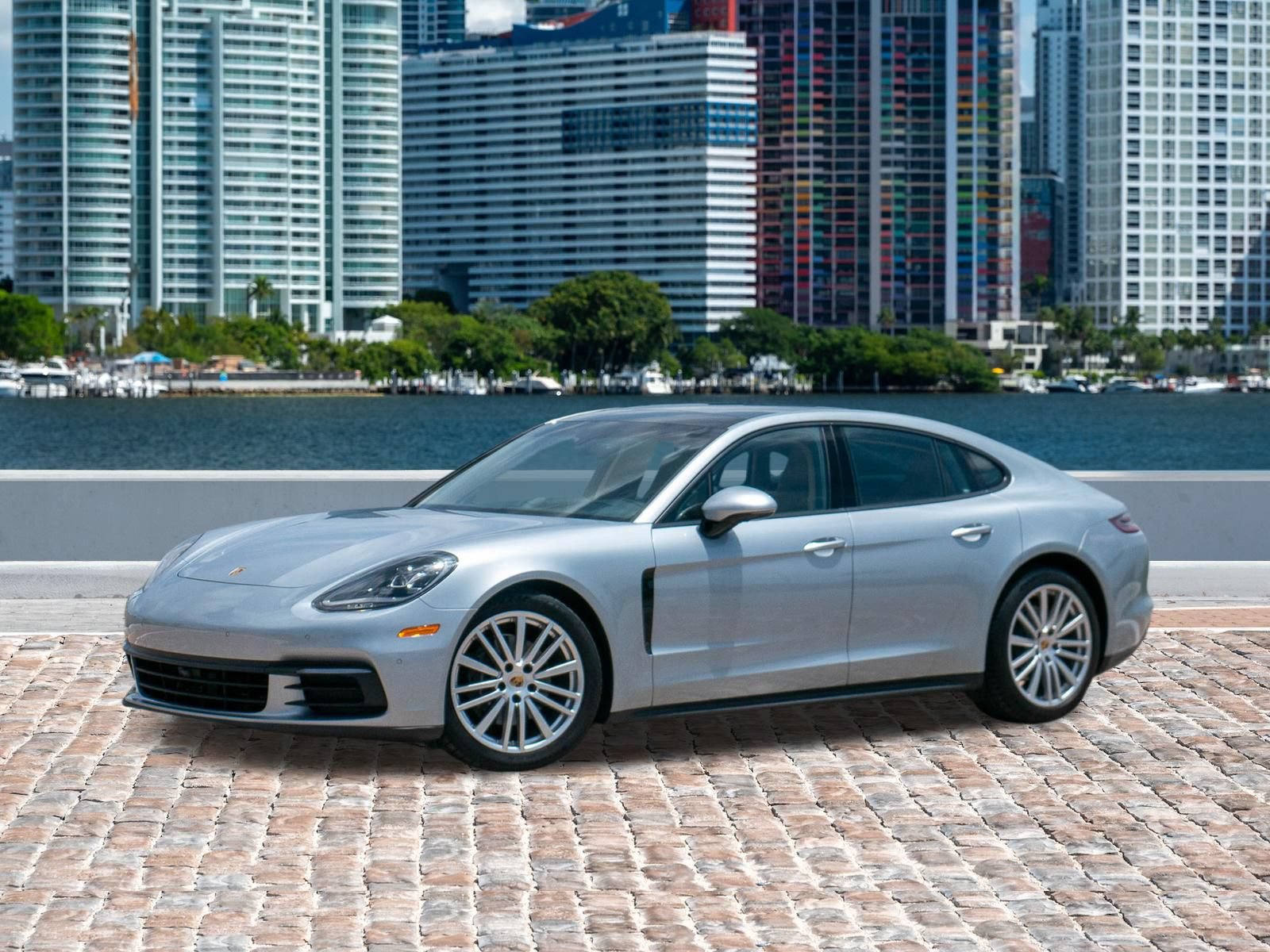 Used 2019 Porsche Panamera RWD image 9