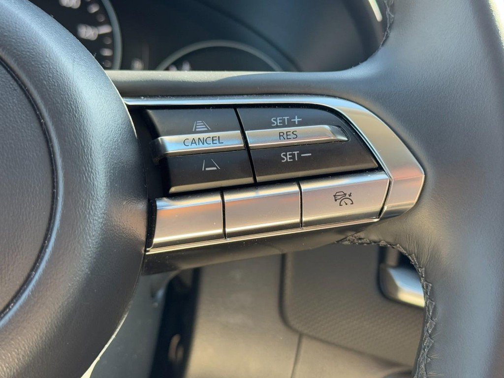 Used 2025 MAZDA CX-50 AWD 2.5 S w/ Premium Package image 17