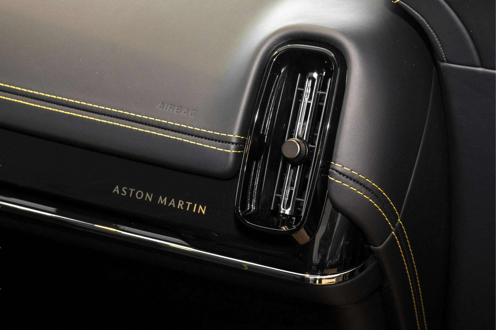 New 2026 Aston Martin DBX S AWD/4WD image 46