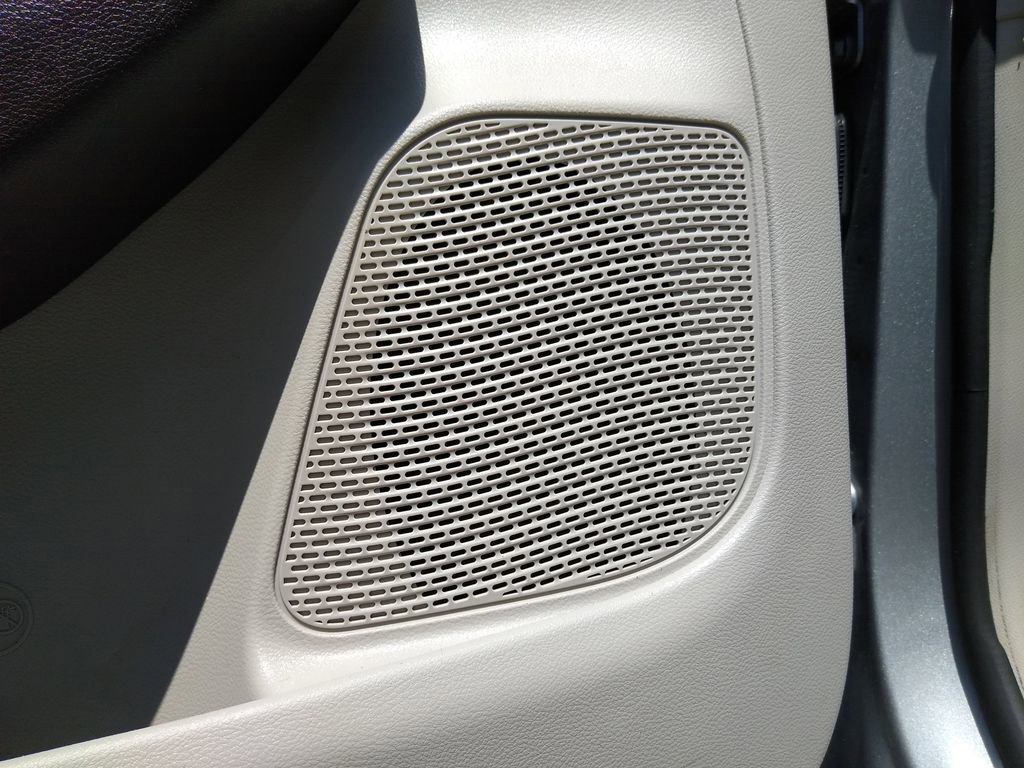 Used 2019 Chrysler Pacifica Touring-L Plus w/ Advanced Safetytec Group FWD image 20