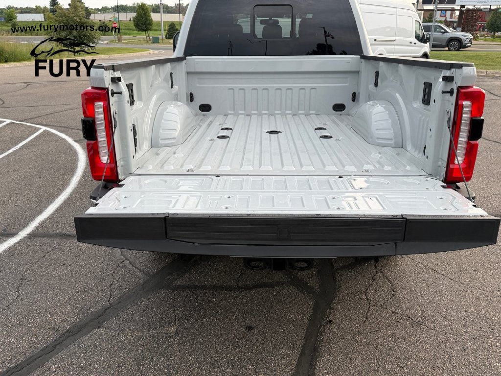 Used 2025 Ford F350 Lariat AWD/4WD image 25