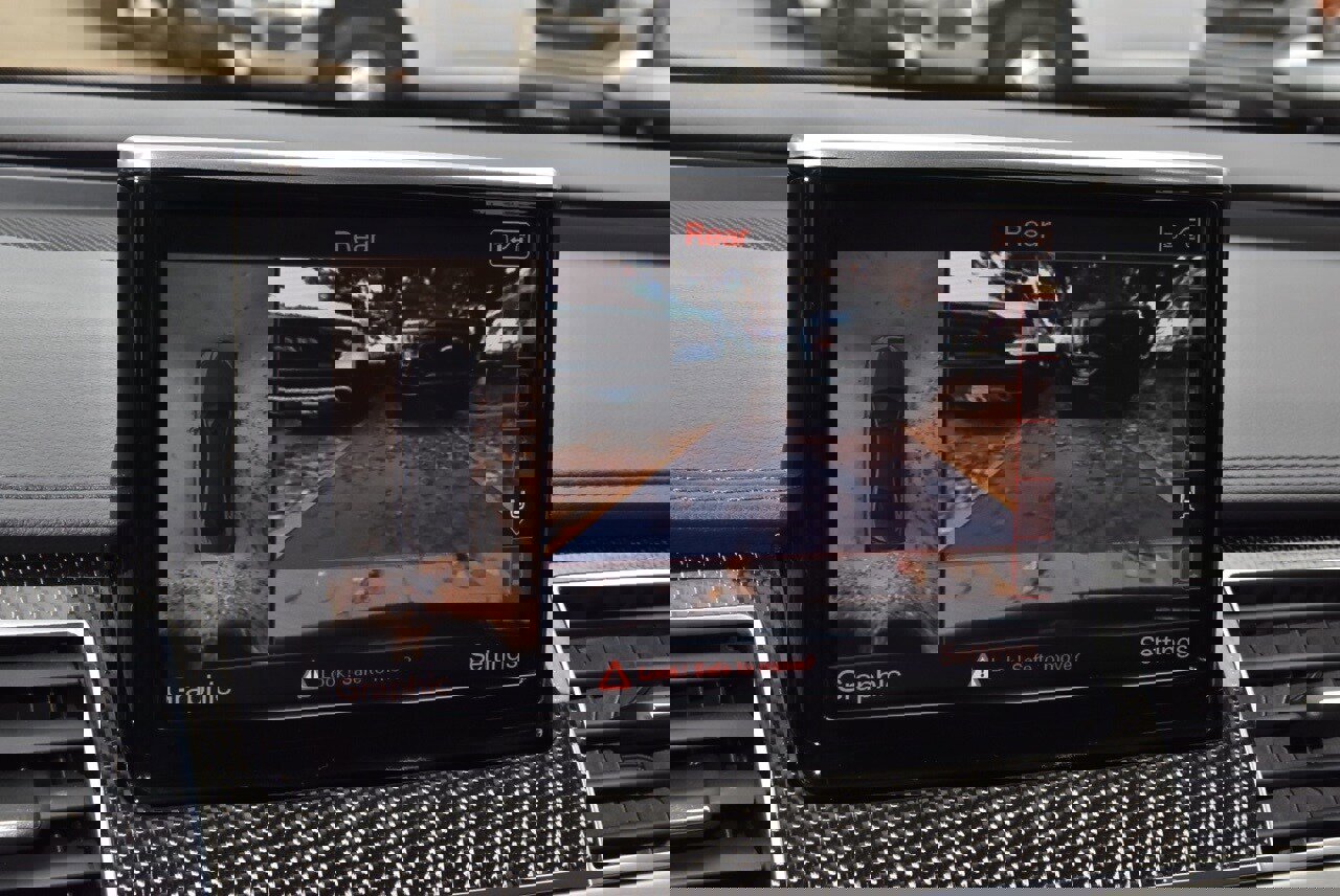 Used 2014 Audi S8 w/ Cold Weather Package image 28