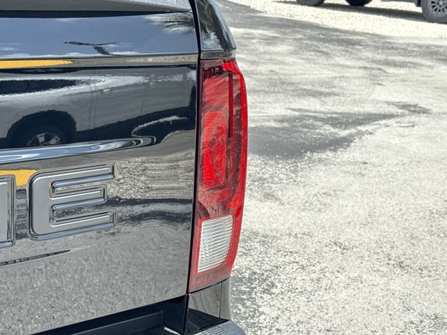 New 2026 Honda Ridgeline Black Edition image 16