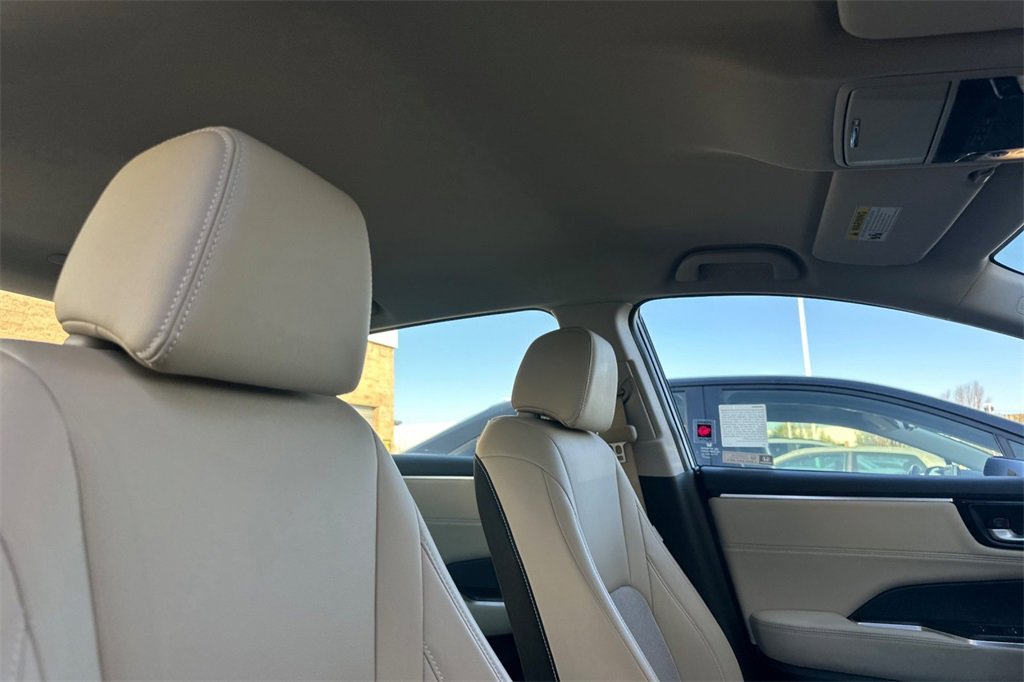 Certified 2021 Honda Clarity Plug-In Hybrid image 18