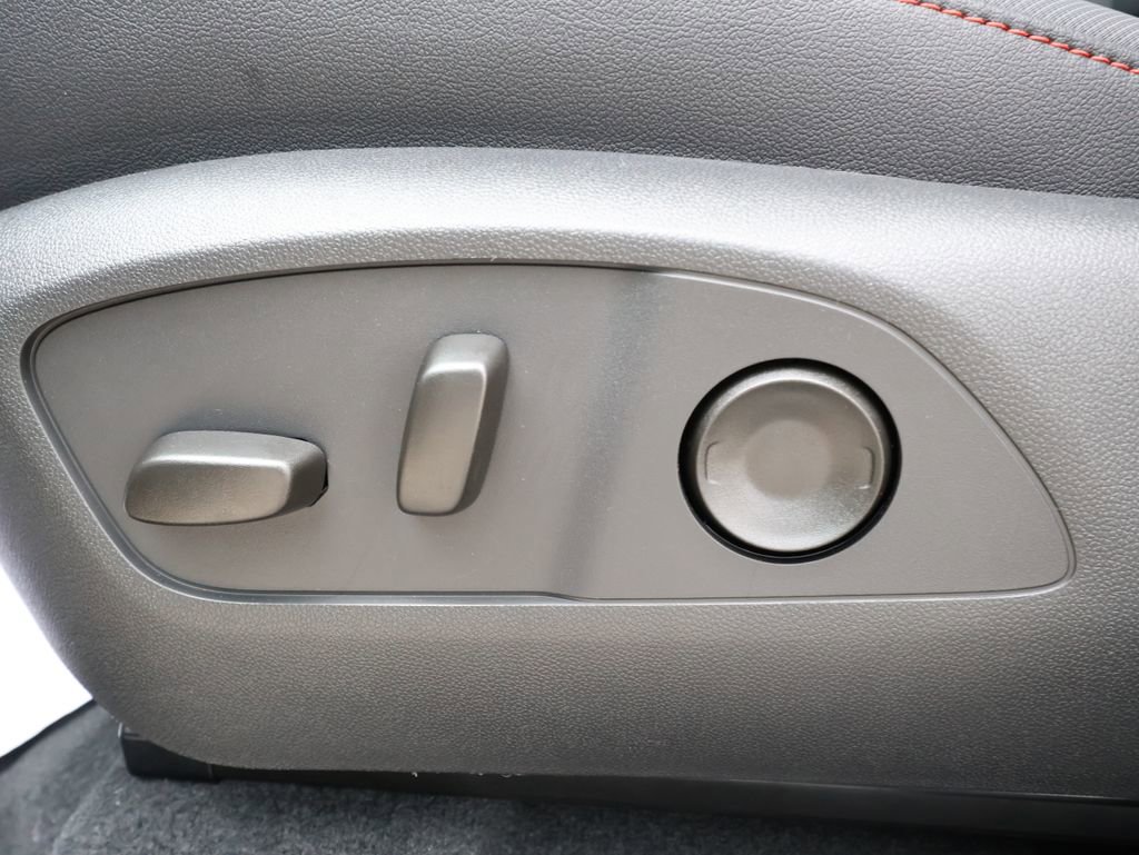 New 2026 Chevrolet Traverse Z71 w/ Enhanced Driving Package image 13