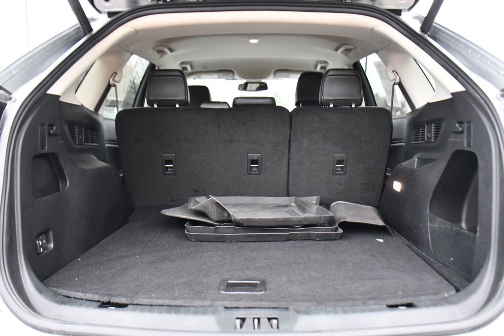 Used 2024 Ford Edge SEL w/ Convenience Package image 18