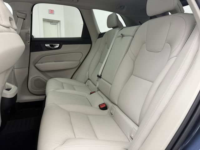Certified 2024 Volvo XC60 B5 Core w/ Protection Package Premier AWD/4WD image 24