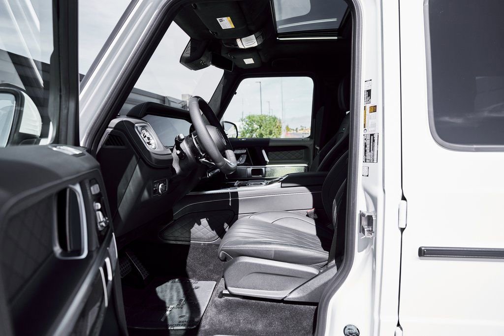 Used 2026 Mercedes-Benz G 63 AMG 4MATIC image 34