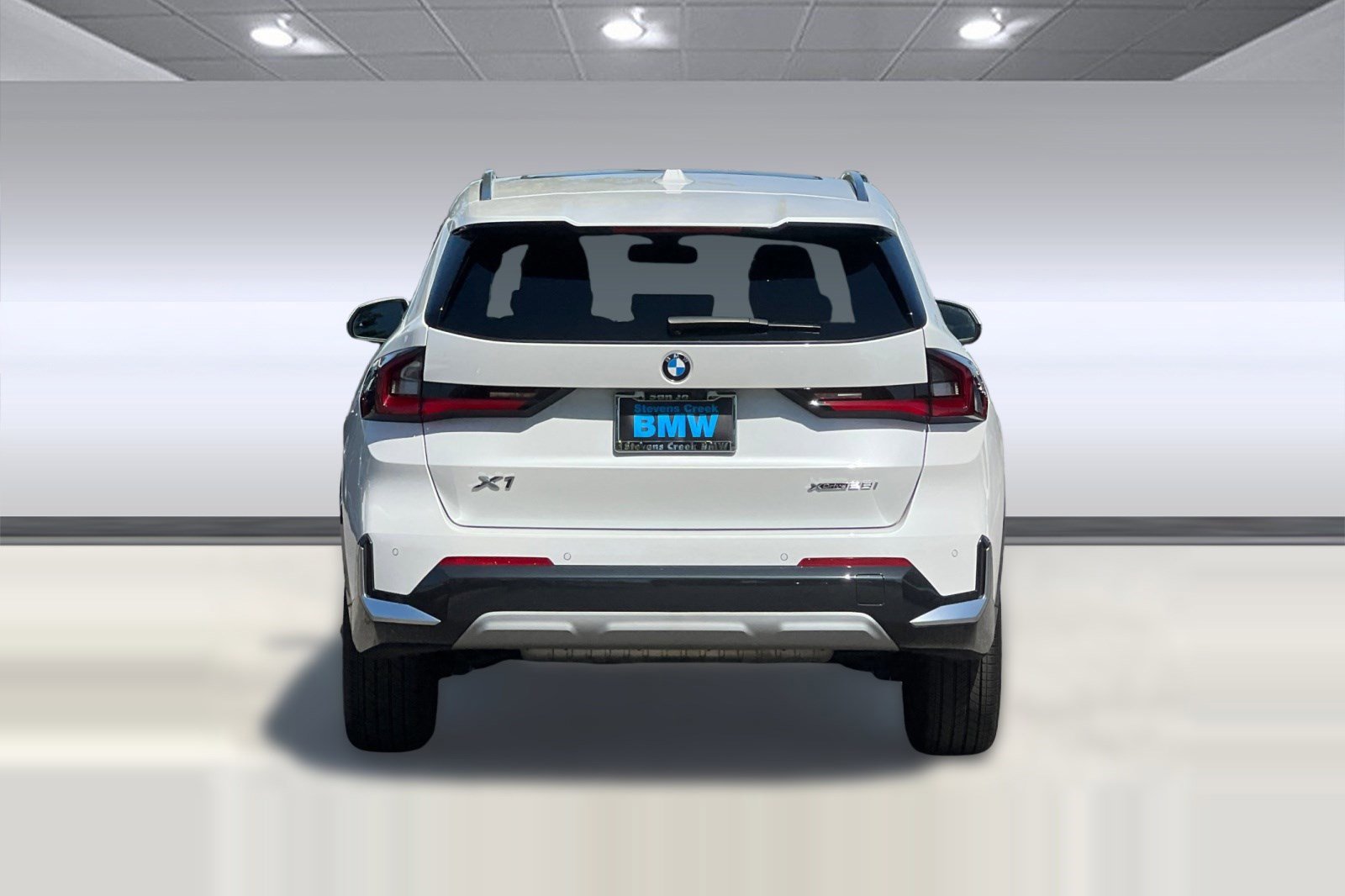 Used 2025 BMW X1 xDrive28i w/ Technology Package AWD/4WD image 9