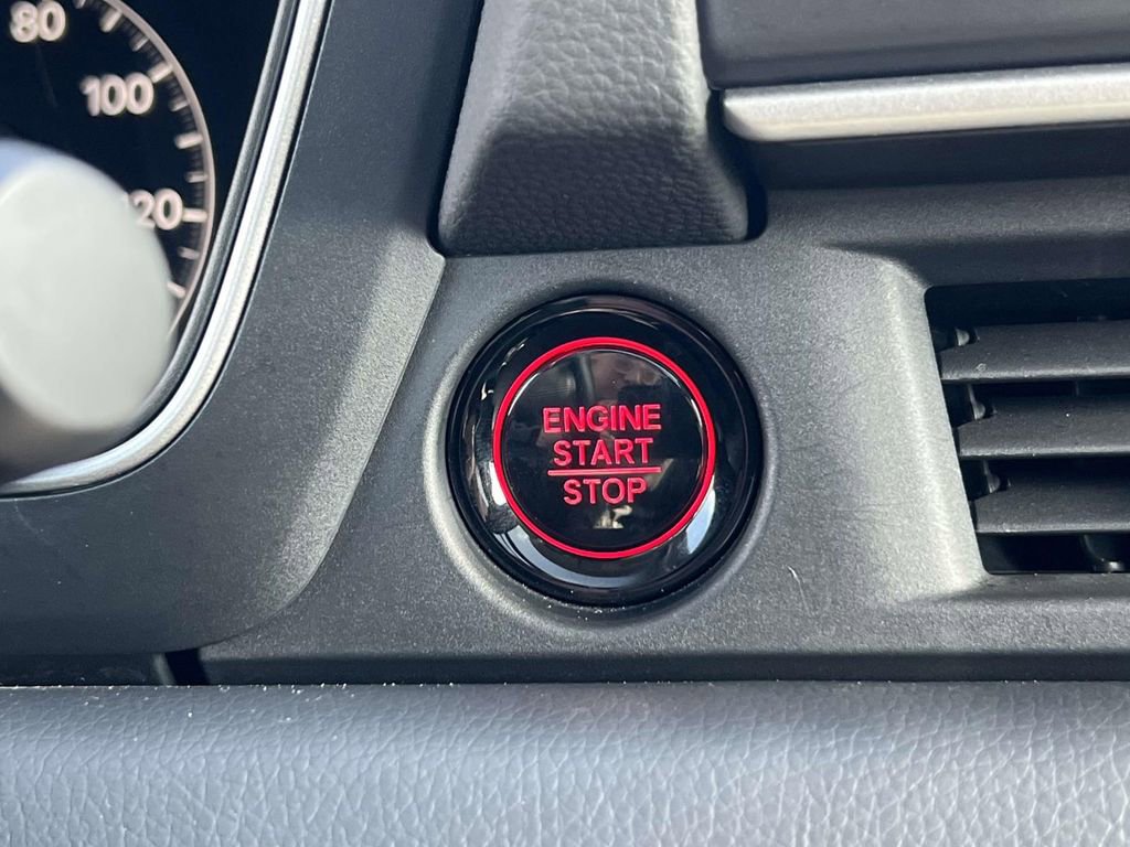 Used 2023 Honda Pilot Touring image 30