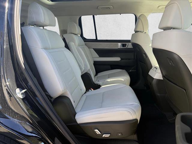 Certified 2025 Hyundai Santa Fe Calligraphy image 20