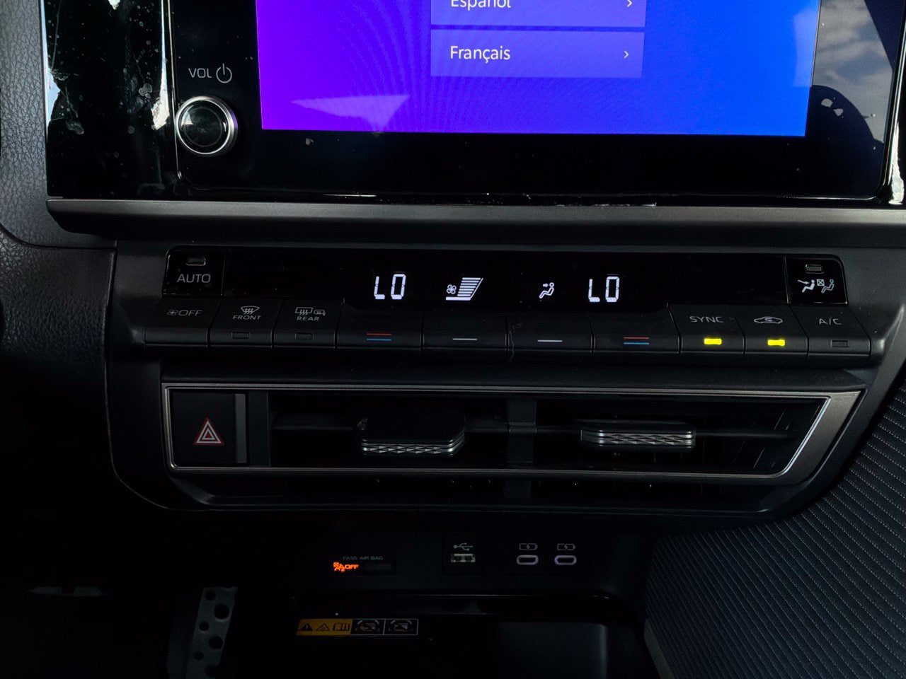 Used 2025 Toyota Camry SE w/ Convenience Package FWD image 28