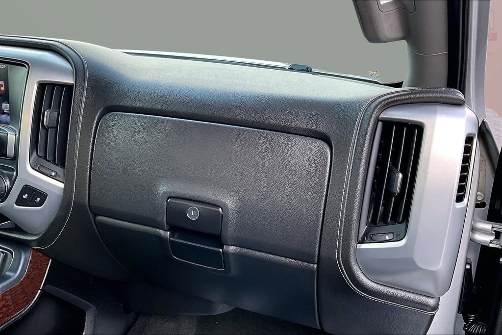 Used 2016 GMC Sierra 2500 SLE w/ SLE Preferred Package image 26