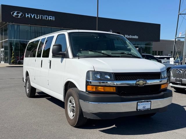 Used 2025 Chevrolet Express 3500 LT w/ LT Preferred Equipment Group RWD video 2