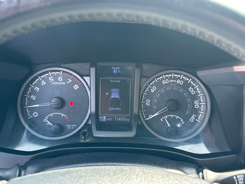 Used 2016 Toyota Tacoma TRD Sport w/ Towing Package AWD/4WD image 24