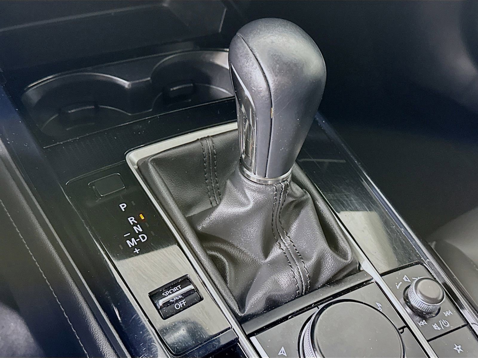 Used 2024 MAZDA CX-30 AWD 2.5 S w/ Select Sport Pkg image 14