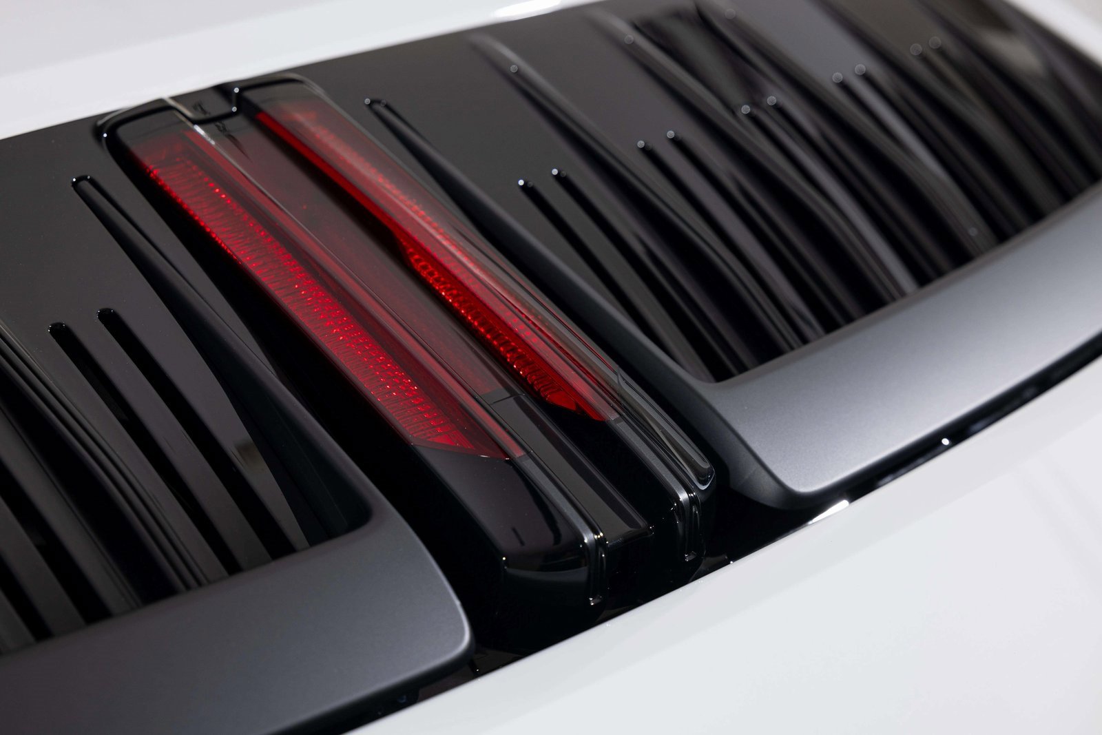 Used 2025 Porsche 911 Carrera image 45