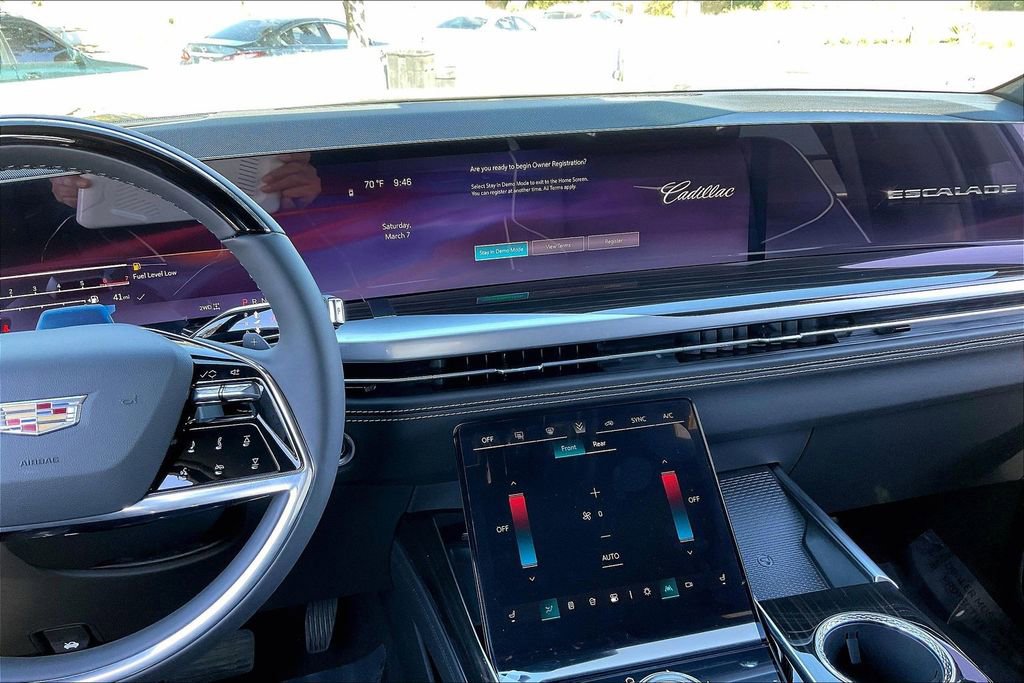 New 2026 Cadillac Escalade ESV Luxury image 8