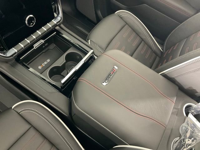 New 2026 GMC Yukon XL AT4 Ultimate AWD/4WD image 21