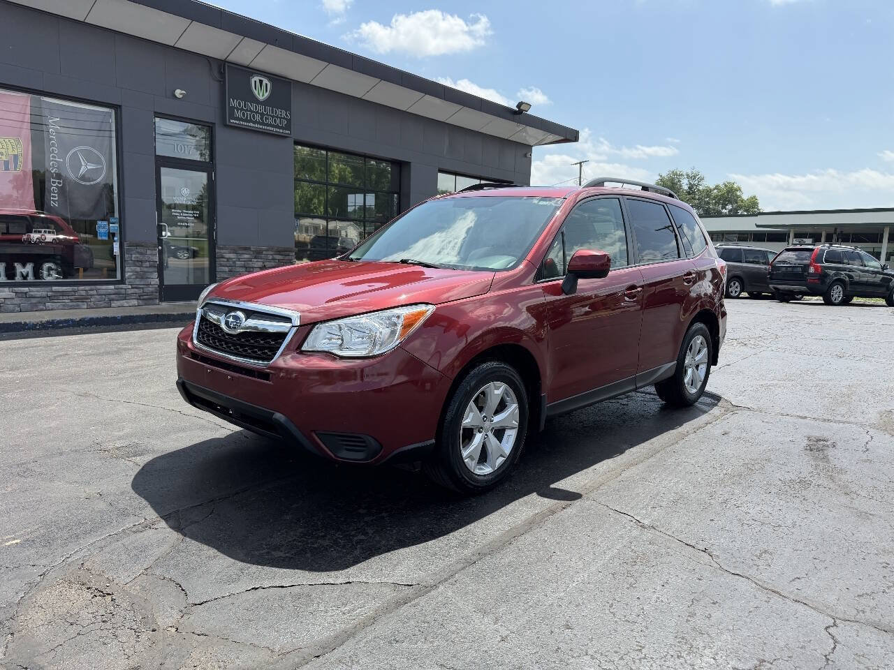 Used 2015 Subaru Forester 2.5i Premium w/ All-Weather Package AWD/4WD image 2