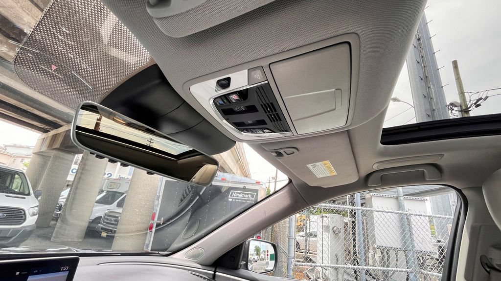 Used 2019 Acura RDX AWD w/ Technology Package image 37