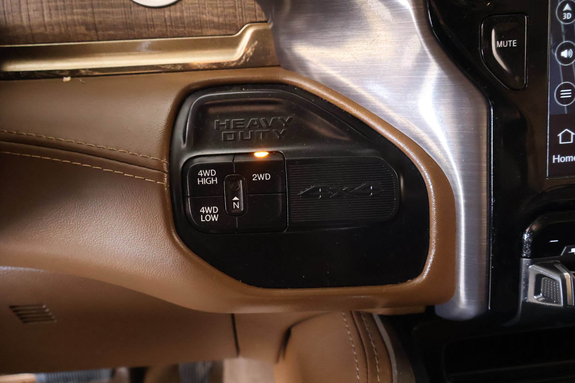 Used 2022 RAM 3500 Limited AWD/4WD image 9