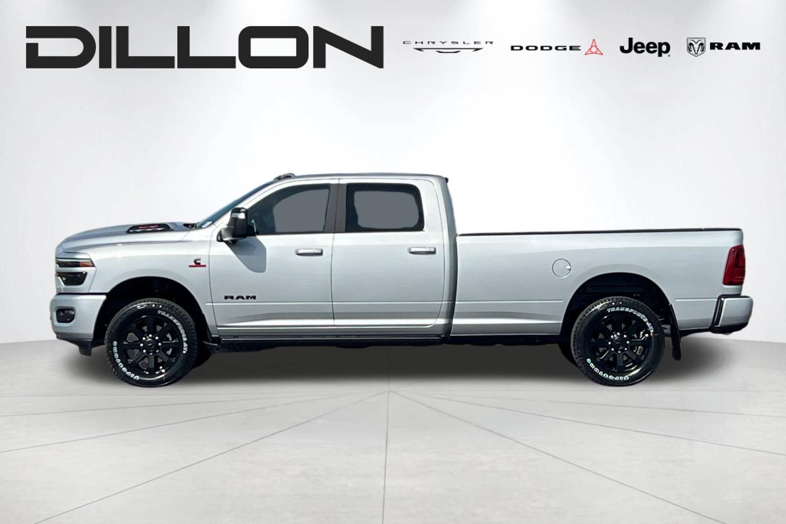 New 2026 RAM 3500 Laramie AWD/4WD image 6