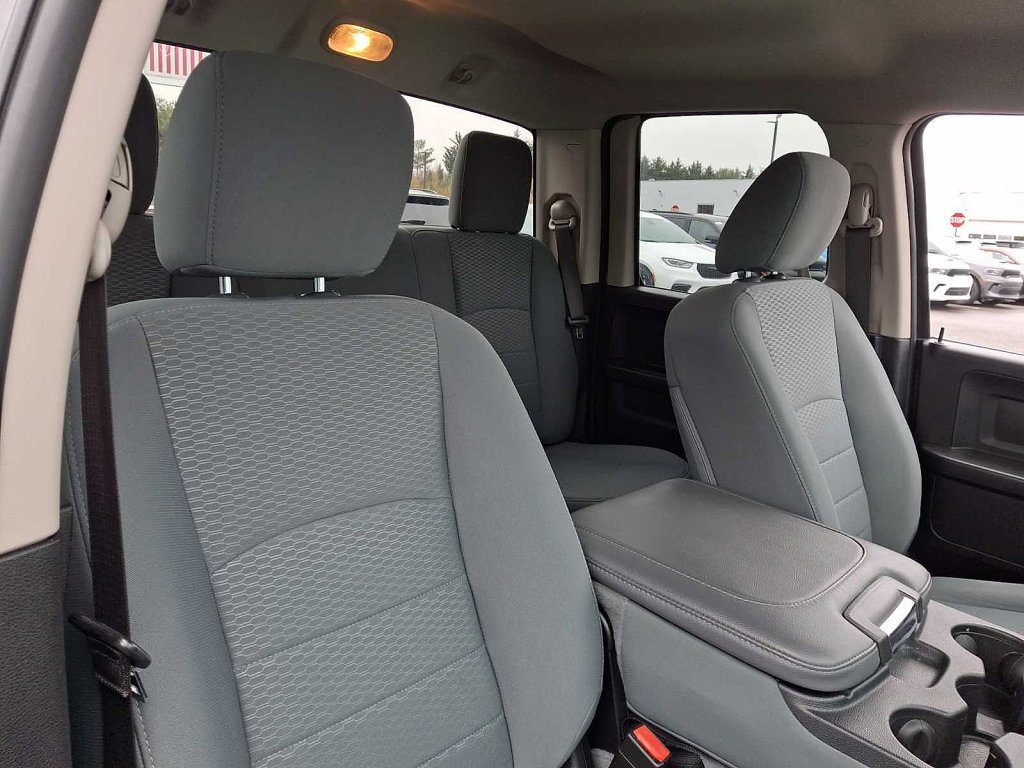 Used 2019 RAM 1500 Tradesman w/ Tradesman SXT Package image 13